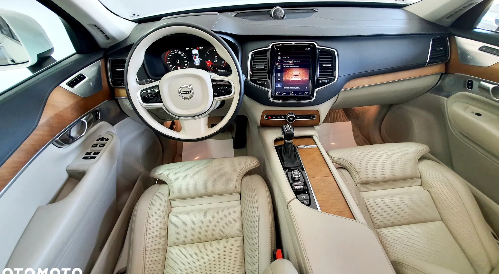 Volvo XC 90 cena 197900 przebieg: 125000, rok produkcji 2019 z Zalewo małe 781